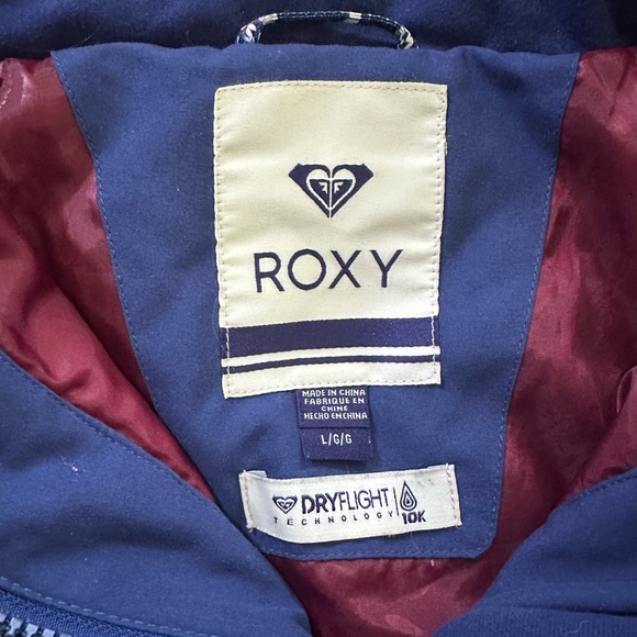 Women’s Roxy Snow Jacket - Picture 2 of 2